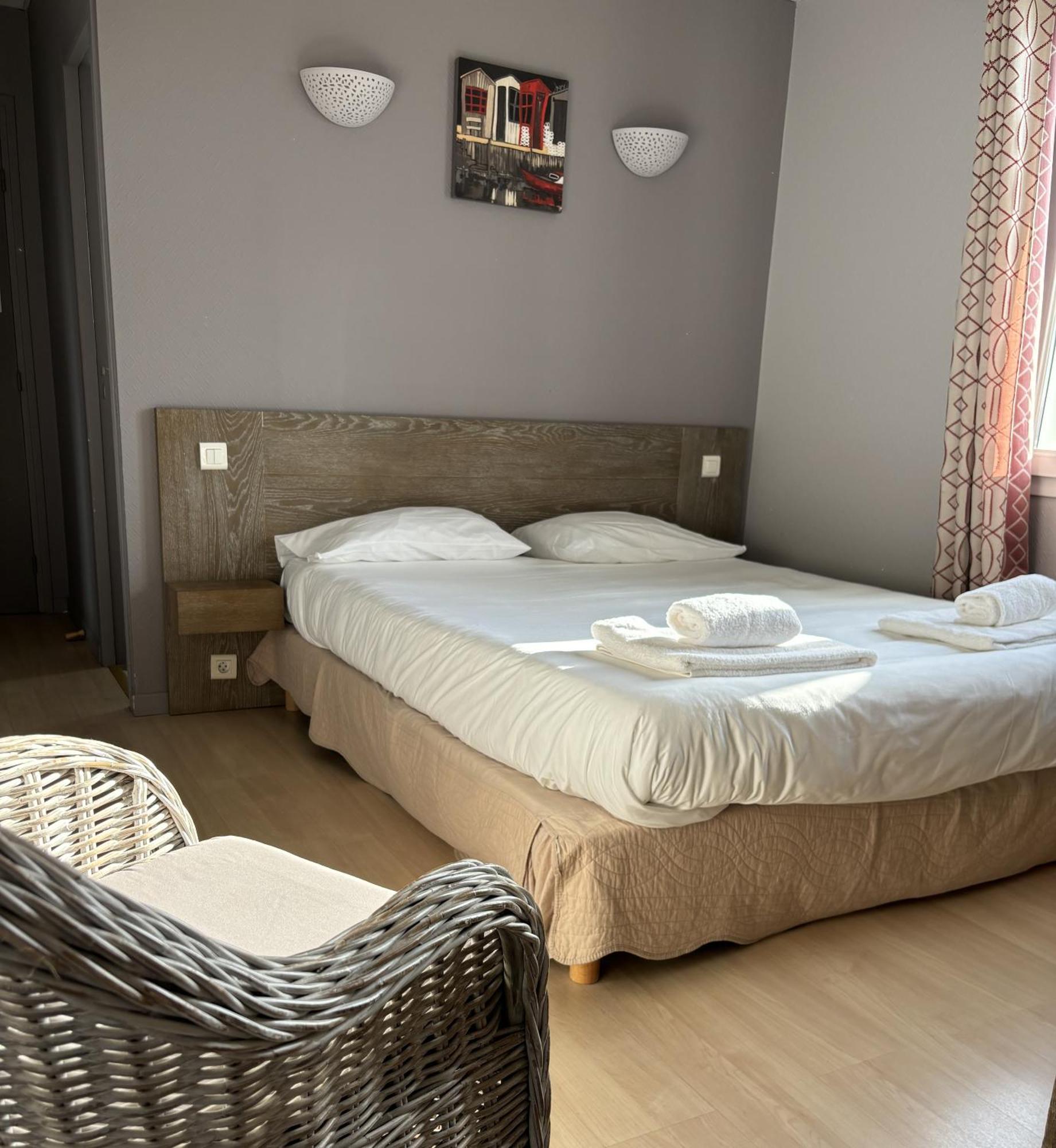 Hotel Le Boiate Ares Esterno foto